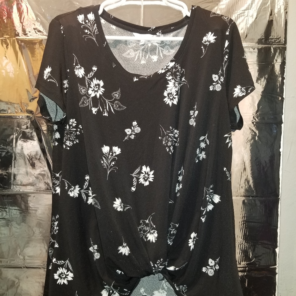 Floral top